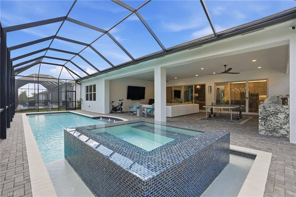 Exterior Motorized Screens - Elite Shade Solutions
